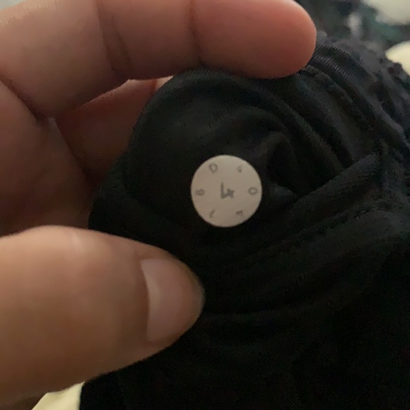 Lululemon Shorts - Picture 3 of 4